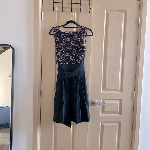 Womens Le Chateau XS fancy dress - Picture 1 of 3